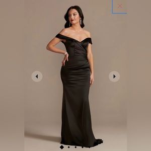 stretch-satin mermaid dress-off-the-shoulder sweetheart neckline train.